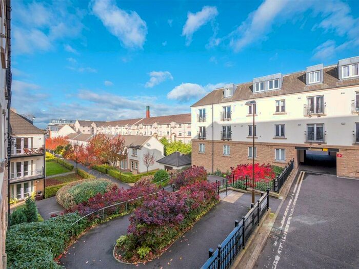 2 Bedroom Flat To Rent In Hopetoun Crescent, Edinburgh, EH7