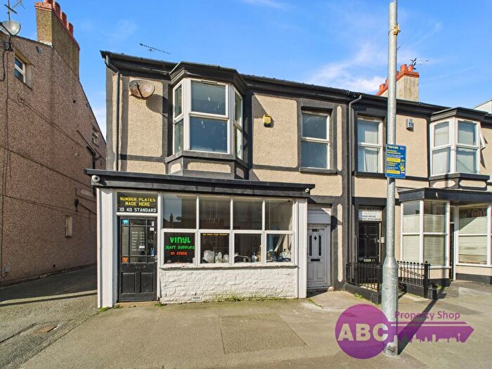 4 Bedroom Flat To Rent In Kinmel Street, Rhyl, LL18