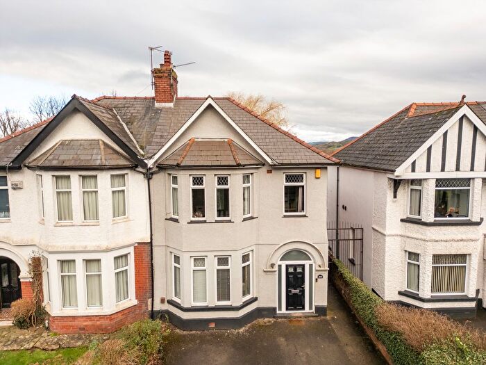 3 Bedroom Semi-Detached House For Sale In Christchurch Road, Newport, NP19