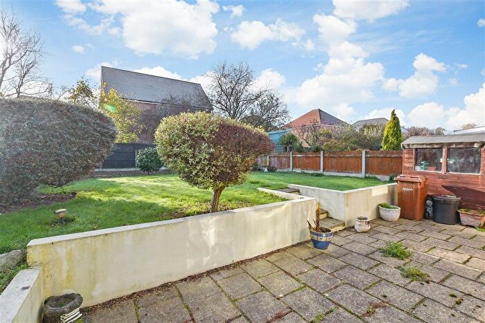 2 Bedroom Semi-Detached Bungalow For Sale In Broadwood Road, Chattenden, Rochester, Kent, ME3