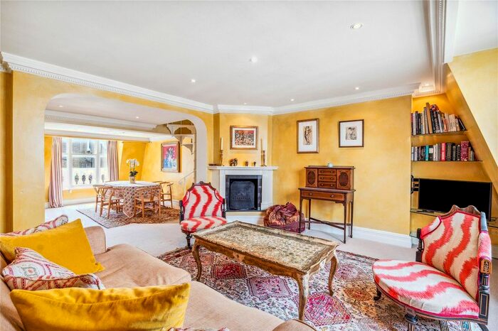 3 Bedroom Flat To Rent In Dawson Place, London, W2