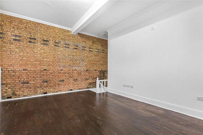 1 Bedroom Apartment To Rent In Hackney Road, Cambridge Heath, London, E2