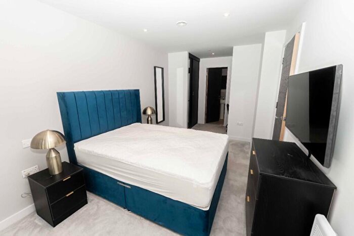 2 Bedroom Apartment To Rent In Greengate, Manchester, Greater Manchester, M3