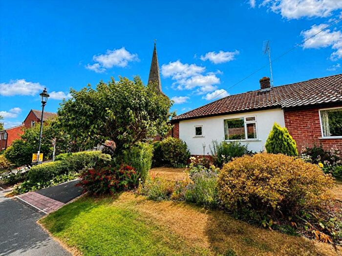 2 Bedroom Semi-Detached Bungalow For Sale In Far Street, Bradmore, Nottingham, NG11