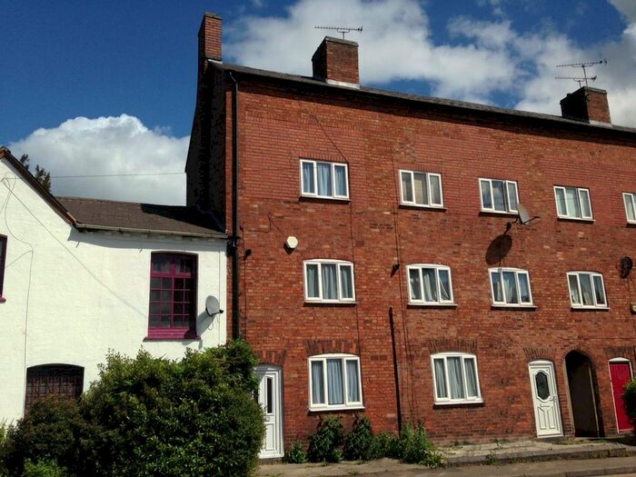 3 Bedroom Detached House To Rent In Hurst Road, Longford, Coventry, CV6