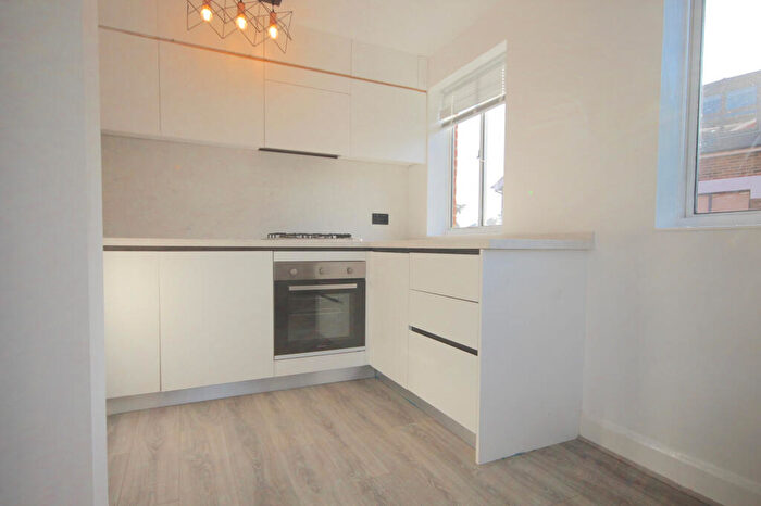 1 Bedroom Apartment To Rent In Mulgrave Road, Croydon, Surrey, CR0