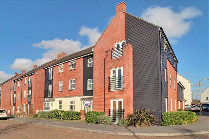 2 Bedroom Flat For Sale In Ilsley Road, Basingstoke, Hampshire, RG24