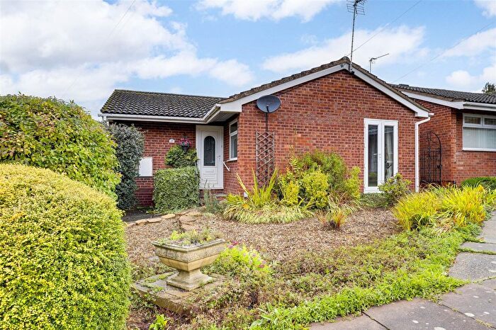 1 Bedroom Detached Bungalow For Sale In Wollaton Paddocks, Nottingham, NG8
