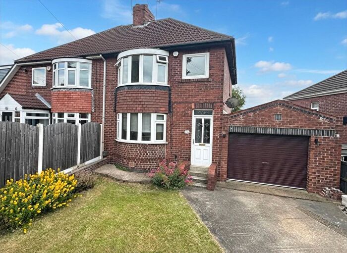 3 Bedroom Semi Detached House For Sale In Clough Road, Hoyland, Barnsley, S74