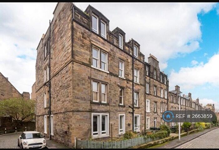 2 Bedroom Flat To Rent In Richmond Terrace, Edinburgh, EH11