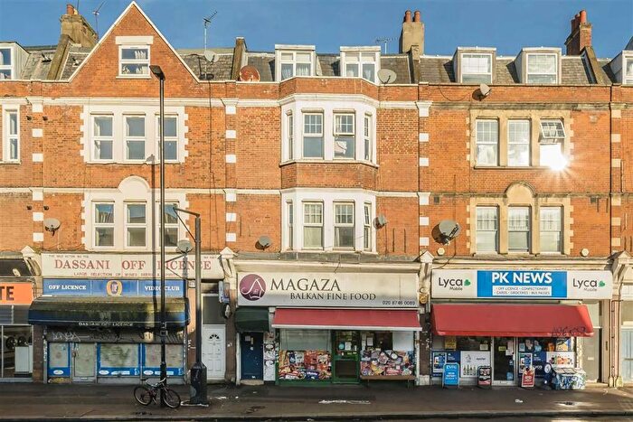 1 Bedroom Flat To Rent In The Vale, Acton, W3