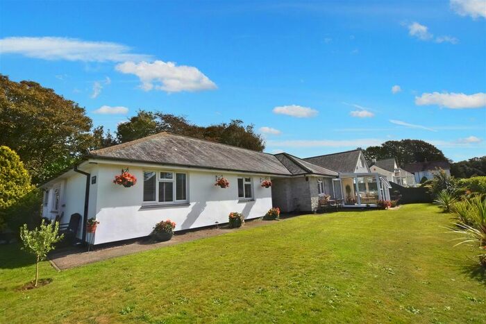 3 Bedroom Detached Bungalow To Rent In Lowenac Gardens, Camborne, TR14