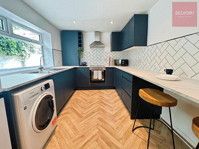 1 Bedroom House Of Multiple Occupation To Rent In Eleanor Street, Grimsby, DN32