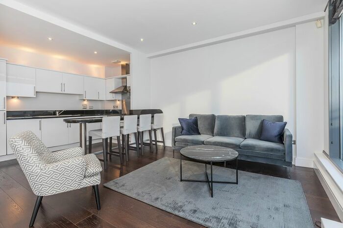 2 Bedroom Flat To Rent In City Walk, London, SE1