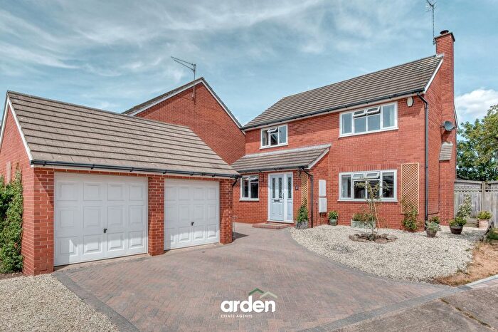 3 Bedroom Detached House For Sale In Meadow Road, Worcester, WR3