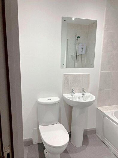 1 Bedroom Apartment To Rent In Rokerlea, SR6