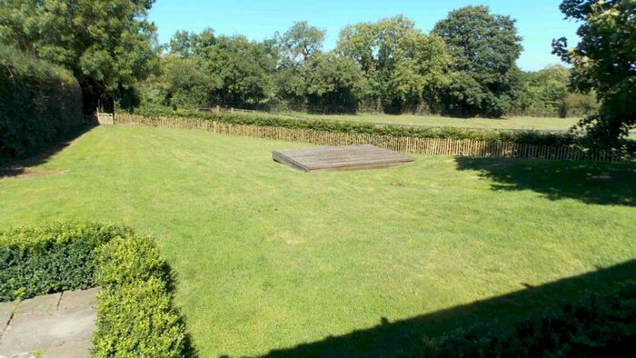 2 Bedroom Cottage To Rent In Trudoxhill, BA11