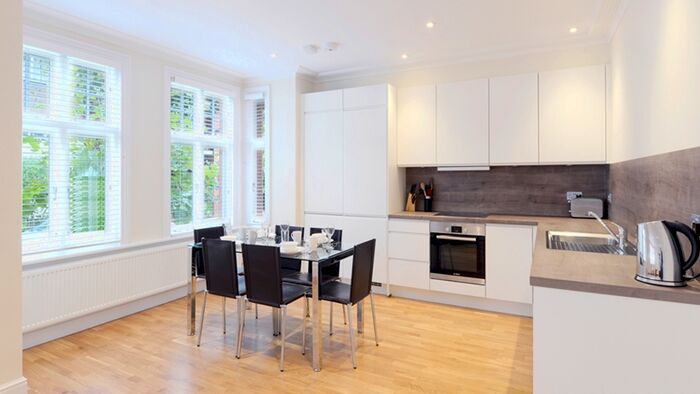 2 Bedroom Flat To Rent In Hamlet Gardens, Hamlet Gardens, Hammersmith, W6