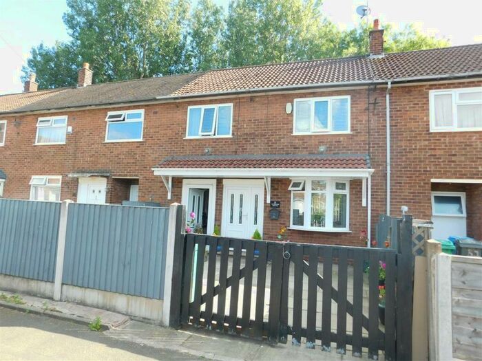 Houses for sale & to rent in M40 1NY, Droylsden Road, Miles Platting