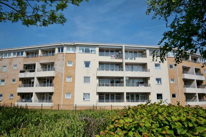 2 Bedroom Apartment To Rent In Arbour Court, Whiteley, PO15