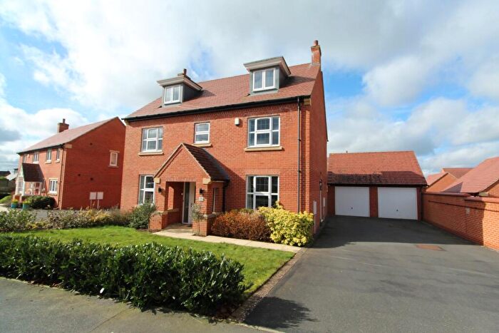 5 Bedroom Detached House For Sale In Poppy Road, Lutterworth, LE17