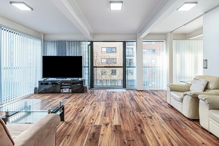 2 Bedroom Apartment To Rent In Victoria Mills Studios, Stratford, E15