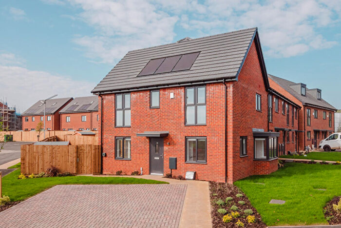 3 Bedroom House To Rent In Wagon Close, Wellingborough, NN8