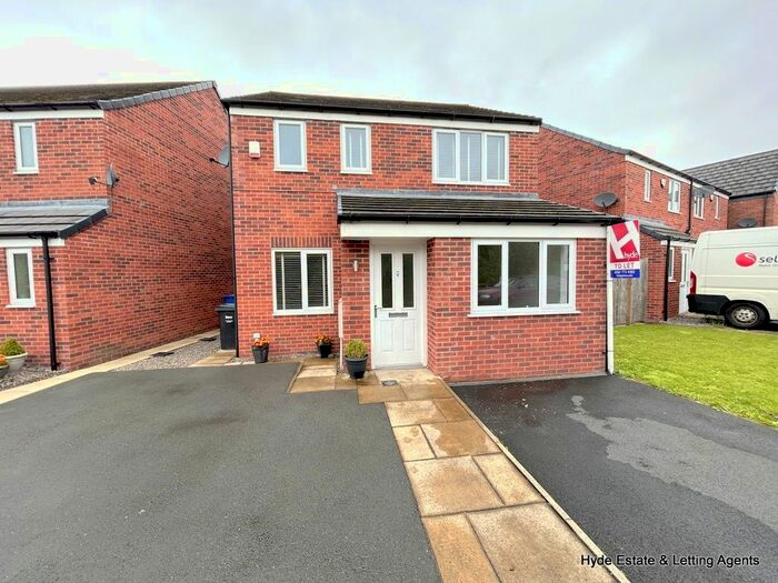 3 Bedroom Detached House To Rent In Cherry Avenue, Radcliffe, Manchester, M26