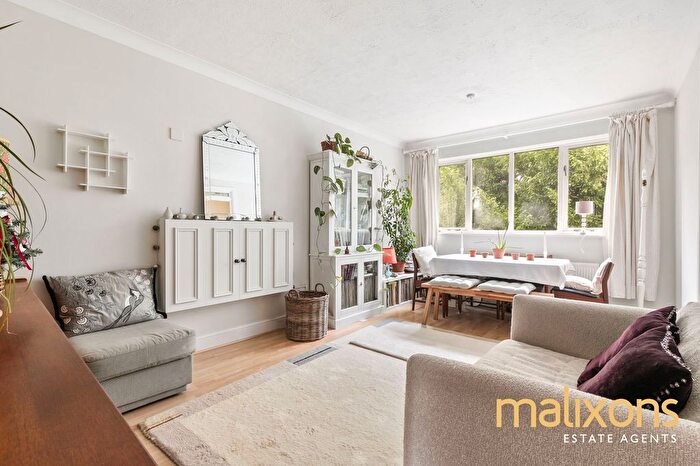 1 Bedroom Flat For Sale In Maple Mews, London, SW16