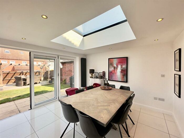 5 Bedroom Detached House For Sale In Limestone Drive, Barrow Upon Soar, Loughborough, LE12