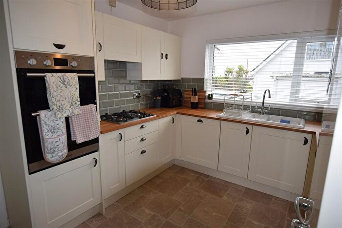 2 Bedroom Land To Rent In Pen-Y-Bryn, Barry, CF62