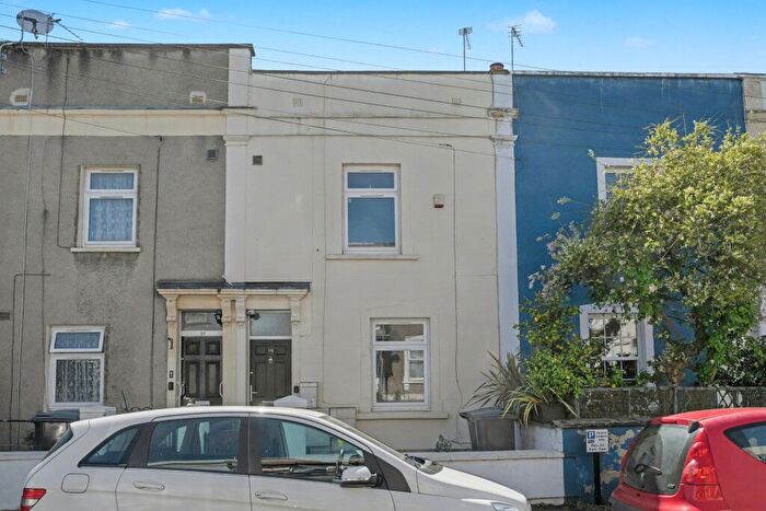 2 Bedroom Terraced House For Sale In West Grove, Montpelier, Bristol, BS6