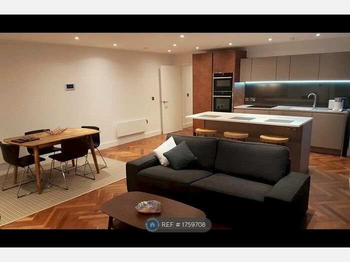 2 Bedroom Flat To Rent In Owen Street, Manchester, M15