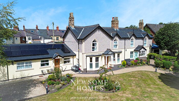 6 Bedroom Detached House For Sale In Brook Street, Mold, CH7