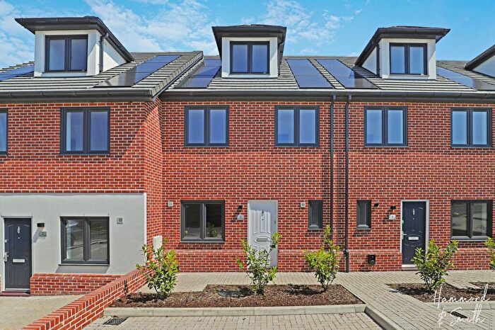 4 Bedroom Terraced House To Rent In Epping, CM16