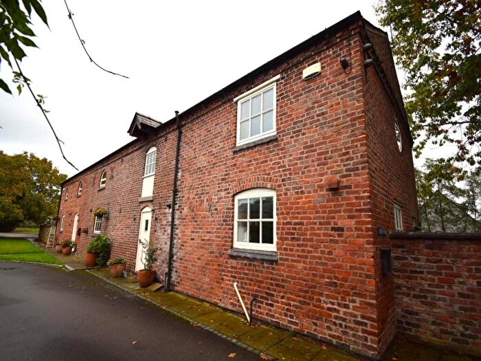 4 Bedroom Barn Conversion To Rent In Tarporley Road, Duddon, Tarporley, CW6