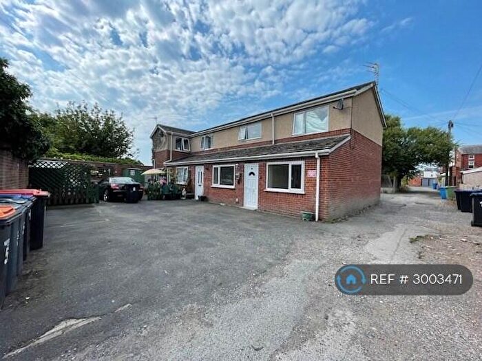 2 Bedroom Flat To Rent In The Esplanade, Poulton-Le-Fylde, FY6