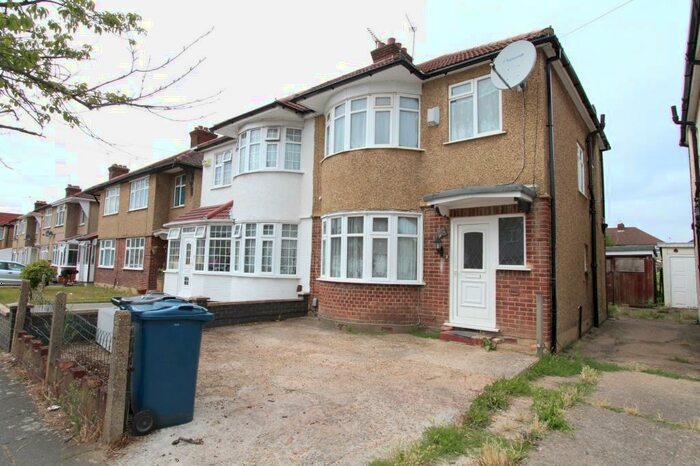 3 Bedroom Semi-Detached House To Rent In Grange Avenue, Stanmore, Greater London, HA7