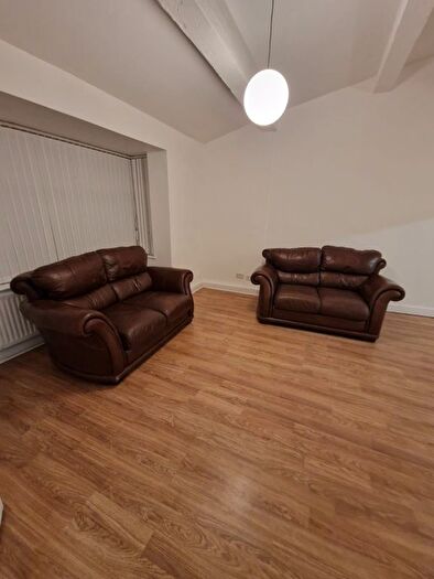 1 Bedroom Flat To Rent In Wilmslow Road, Manchester, M20