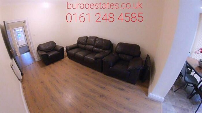 7 Bedroom House To Rent In Hanover Crescent, Manchester, M14