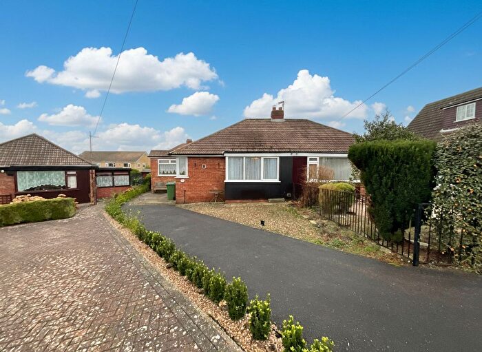 2 Bedroom Semi Detached Bungalow For Sale In Harewood Avenue, Scarborough, YO12
