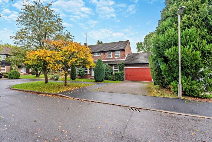 4 Bedroom Detached House To Rent In Grove Farm Park, Northwood, HA6