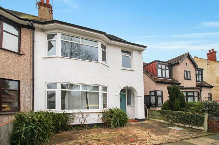 3 Bedroom Semi Detached House To Rent In Tunbridge Road, Southend-on-Sea, Essex, SS2