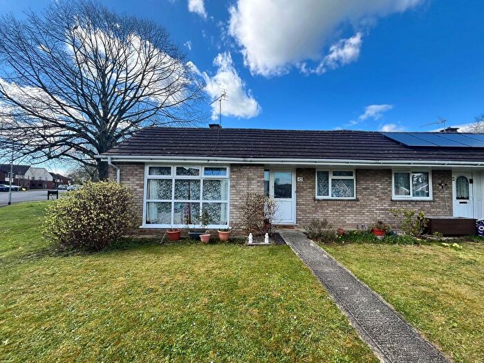 2 Bedroom Property For Sale In Westcroft, Chippenham, SN14