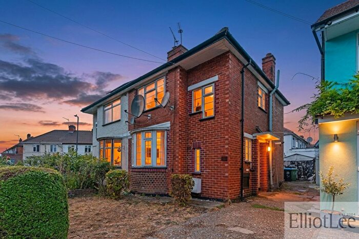 3 Bedroom Semi Detached House For Sale In Queensbury Road, Wembley, HA0