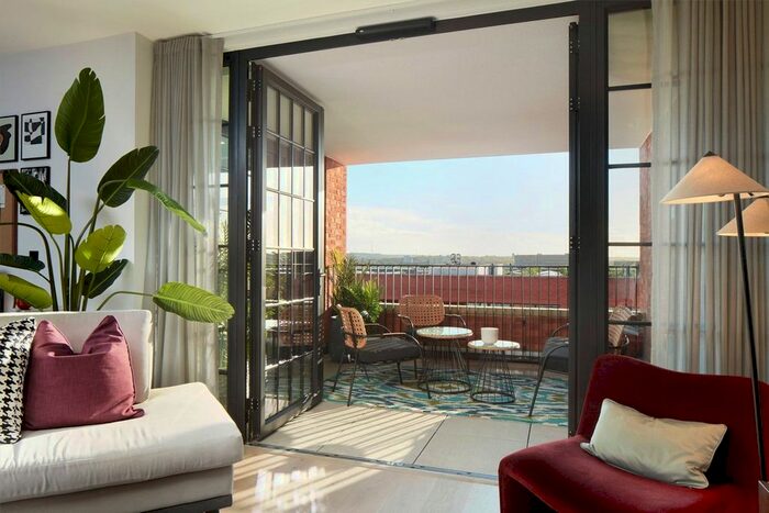 2 Bedroom Flat To Rent In Bermondsey, New Tannery Way, London, SE1