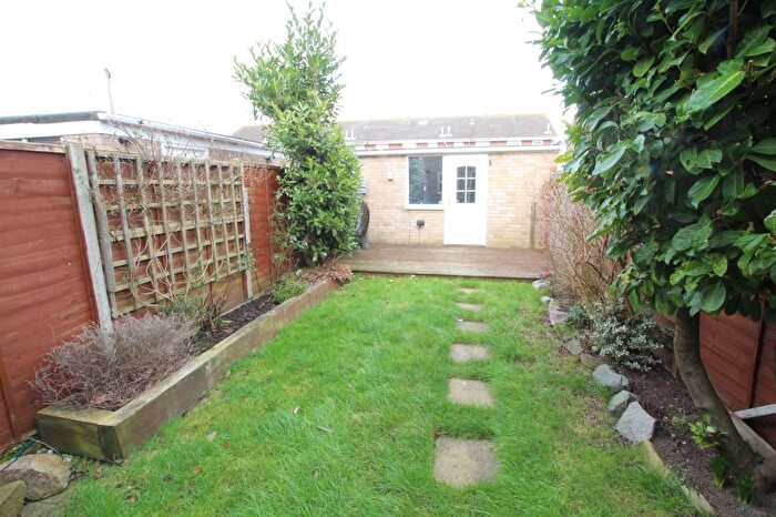 2 Bedroom End Of Terrace House To Rent In Stanbury Road, Hull, East Riding Of Yorkshire, HU6