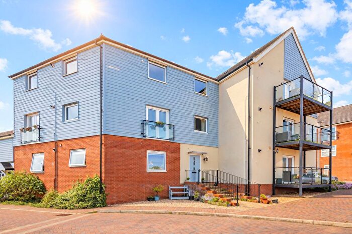 2 Bedroom Maisonette For Sale In Tiree Court, Newton Leys Milton Keynes, MK3