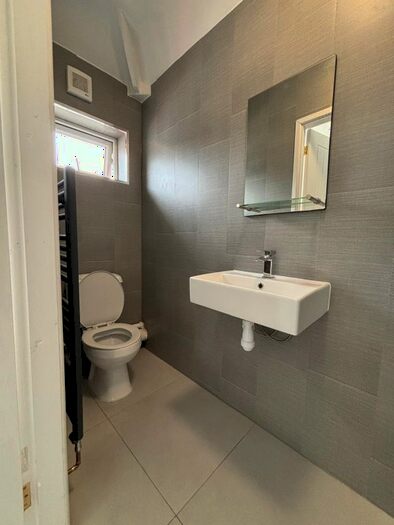 2 Bedroom Maisonette To Rent In Old Park Road, Dudley, DY1