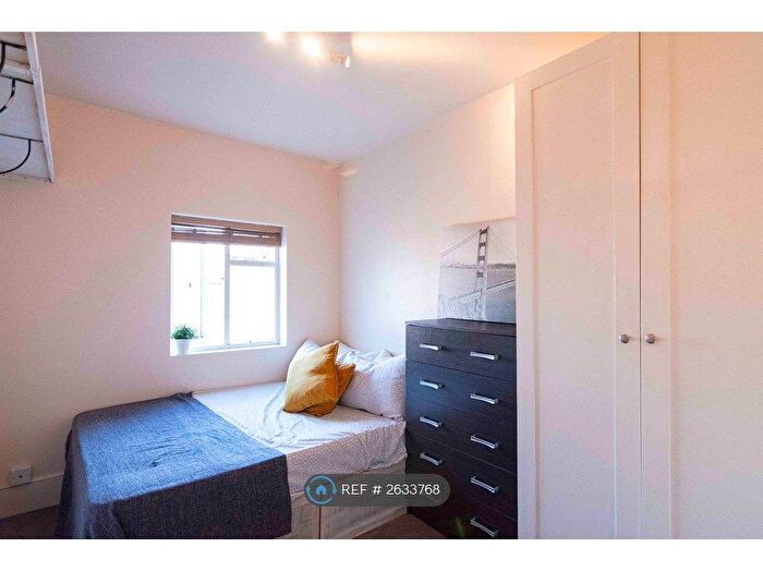 5 Bedroom Terraced House To Rent In Cassidy Road, London, SW6
